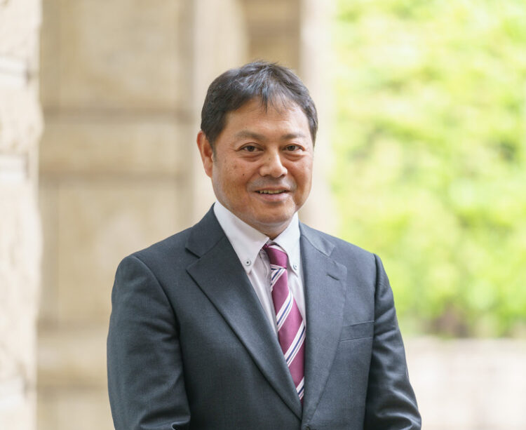 弁護士　藤原
